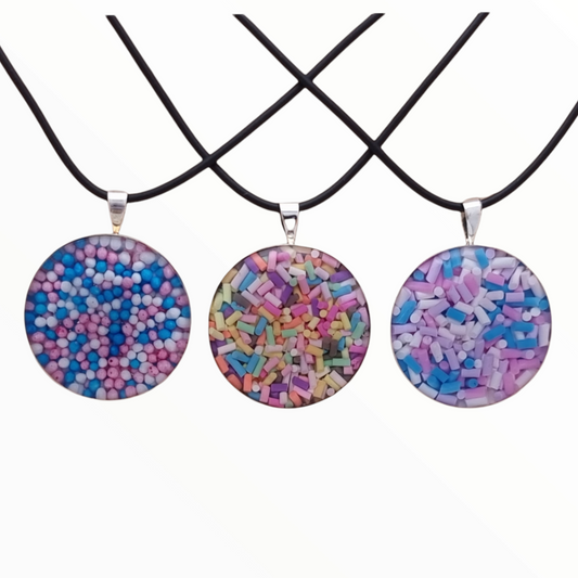 100s and 1000s Resin Pendant - 25mm - Timeless Trinkets NZ
